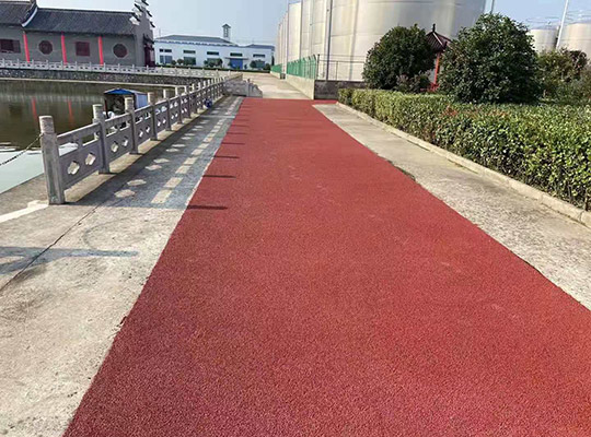 彩色陶瓷顆粒路(lù)面地(dì)坪